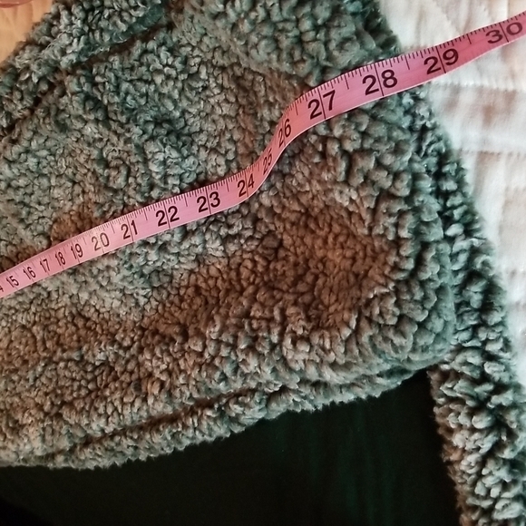 Fantastic Fawn | Faux Shearling Sherpa Vest - Picture 8 of 8